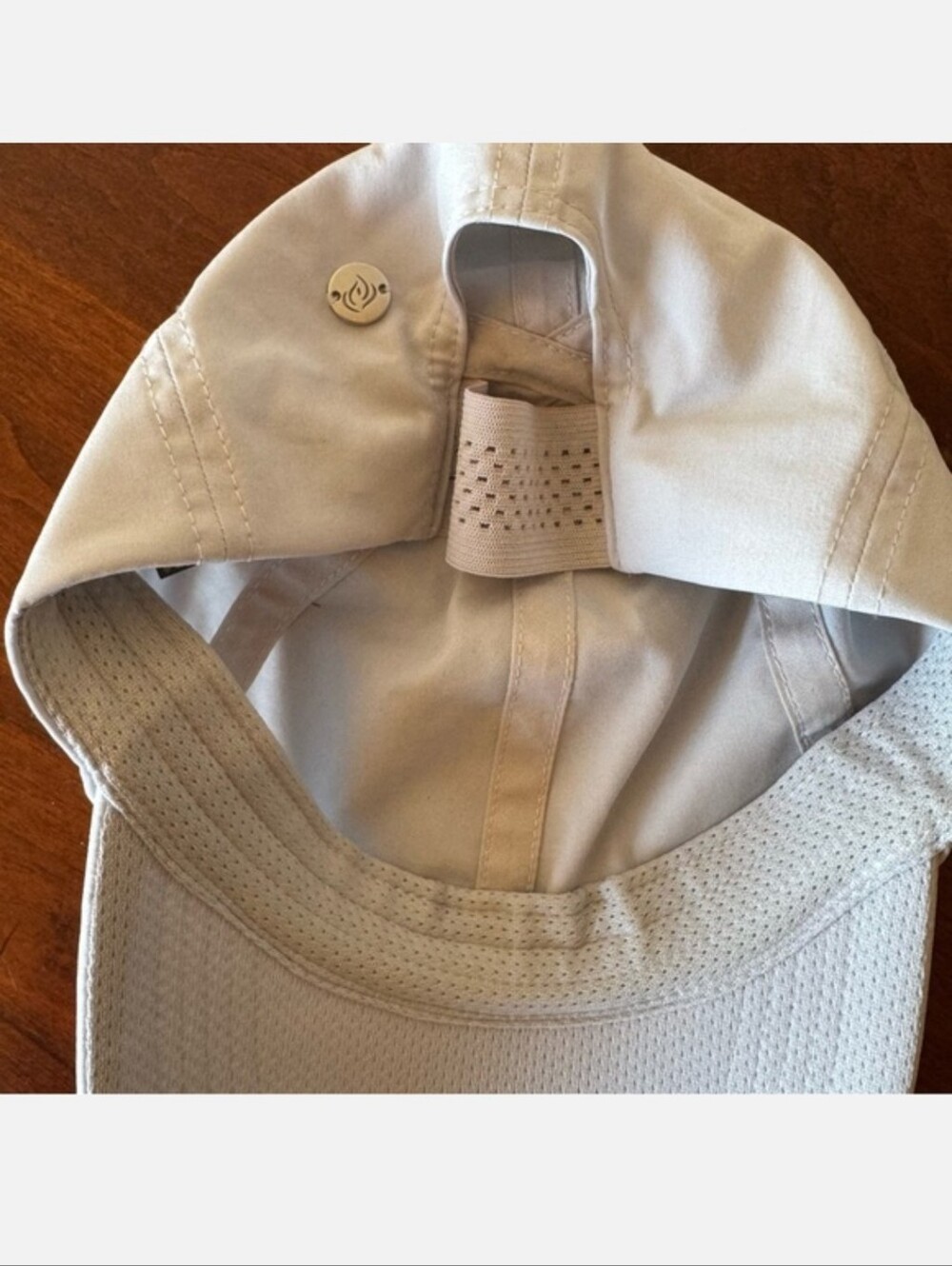 Apana | Light Gray Hat with Ventilated Brim Elastic Ponytail Slot - Picture 6 of 12